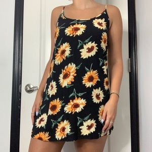 🌻Casual Sunflower Dress!🌻
